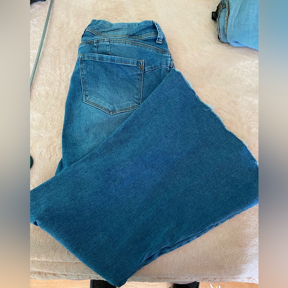 Plus size raw hem plus size flares